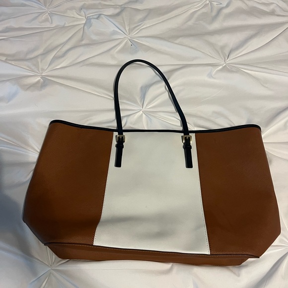 Michael Kors Purse - Picture 3 of 3